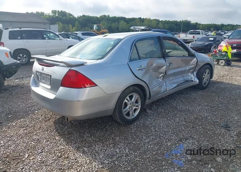 2006 Honda Accord 2.4 Ex z USA, uszkodzony, nr VIN JHMCM56886C003097